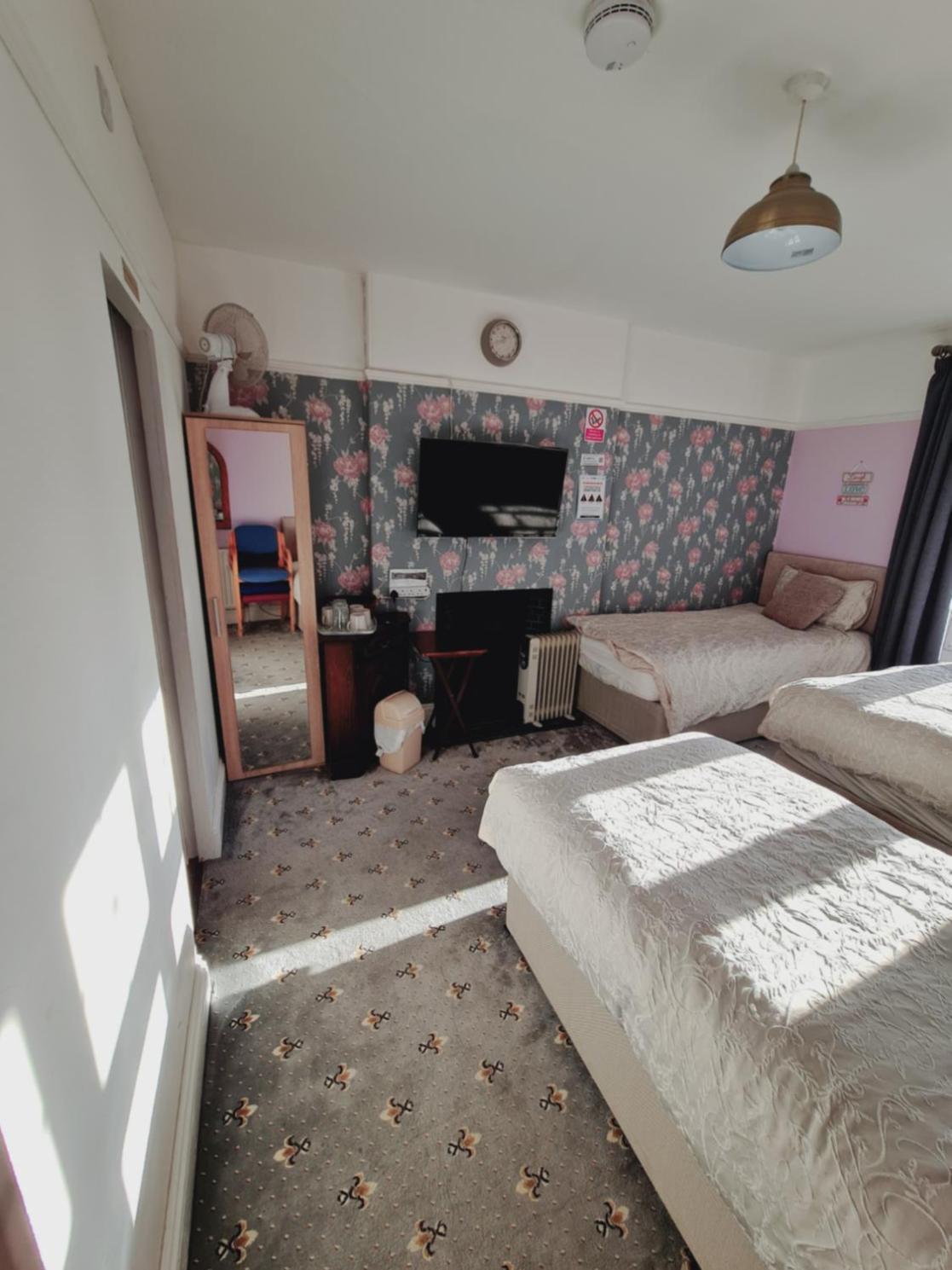 Thornbury Accommodation Burnham-on-Sea Екстериор снимка